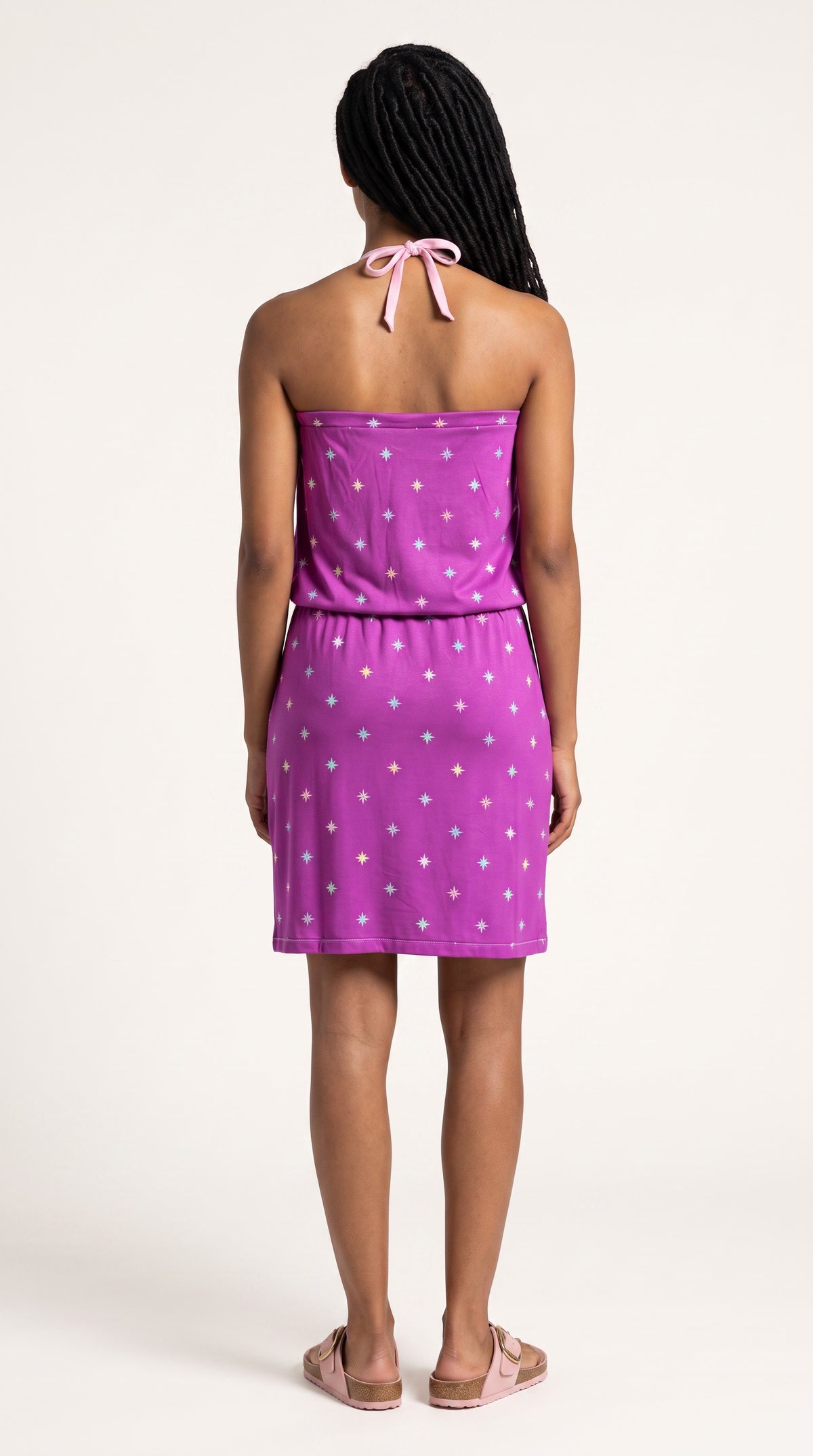 Robe Bali Bordeaux Étoiles portée, vue dos