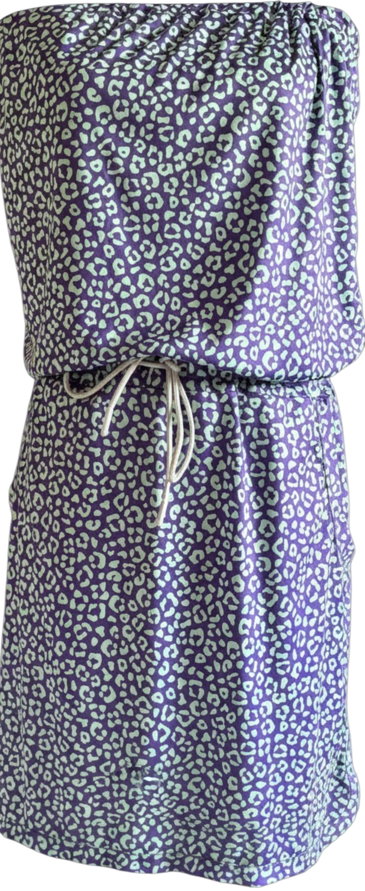 Robe Bali Léopard Bleu Fond Violet à plat, vue face