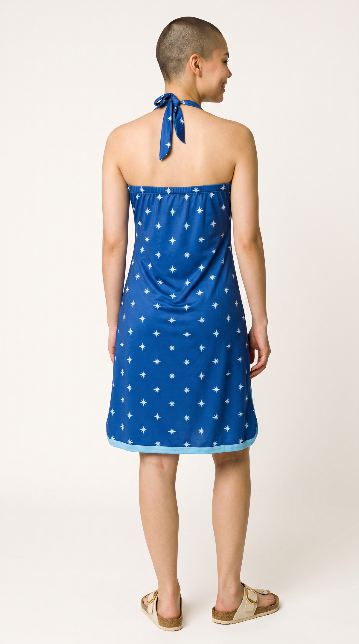 Robe Fidji Bleu Marine Étoiles portée, vue dos