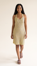 Robe Fidji Léopard Violet Fond Jaune portée, vue face