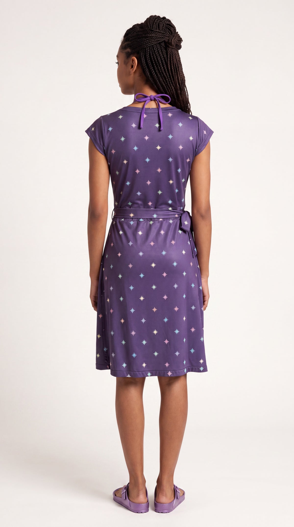 Robe Maui Aubergine Étoiles portée, vue dos