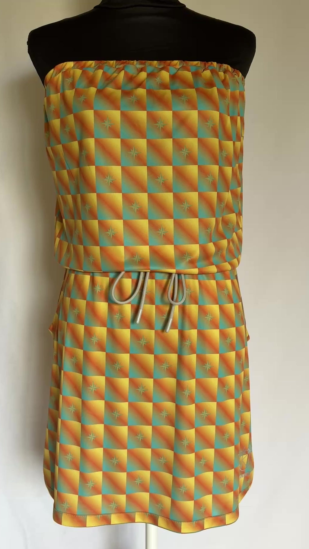 Robe Bali Vert Orange, vidéo vue face
