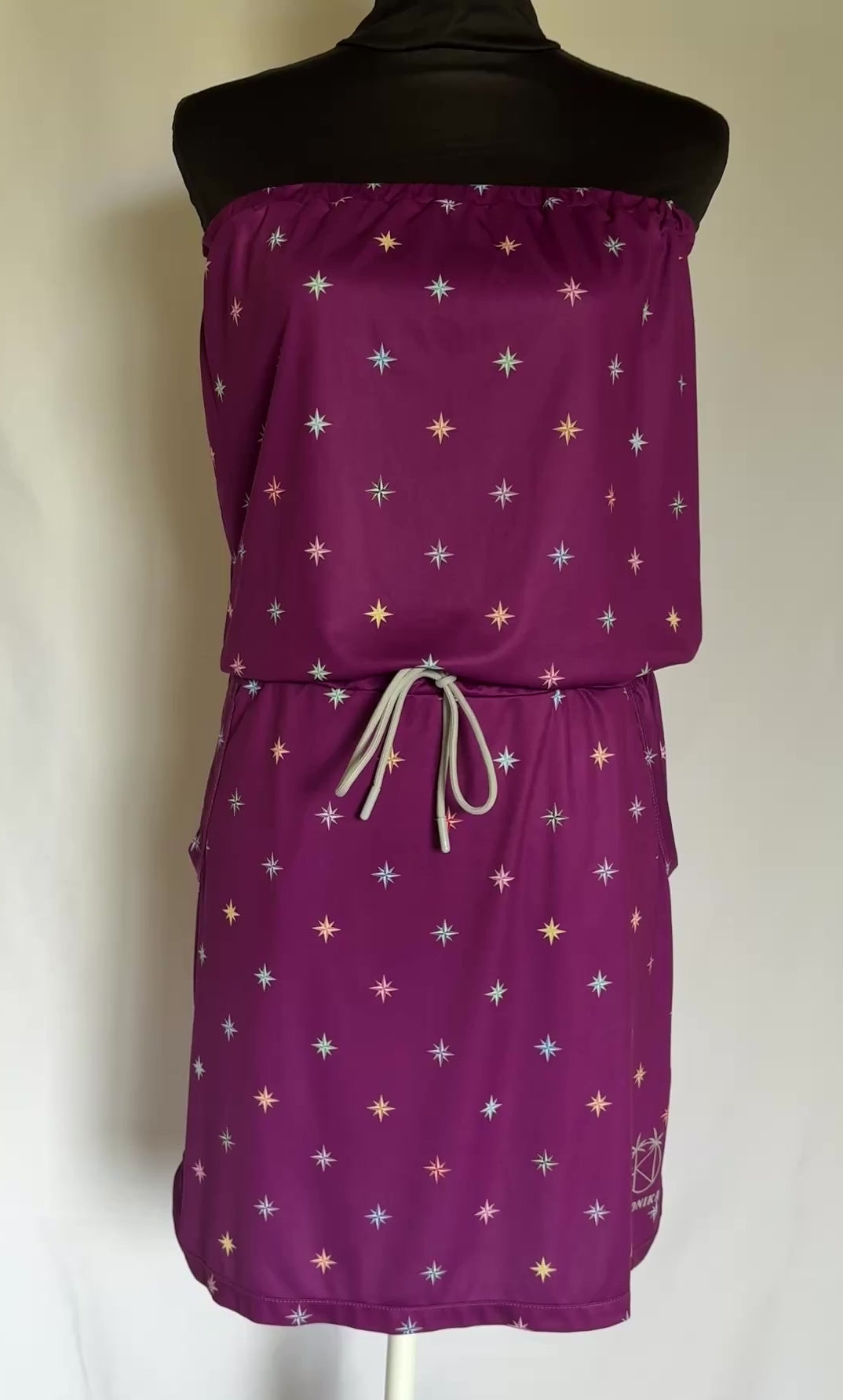 Robe Bali Bordeaux Étoiles, vidéo vue face