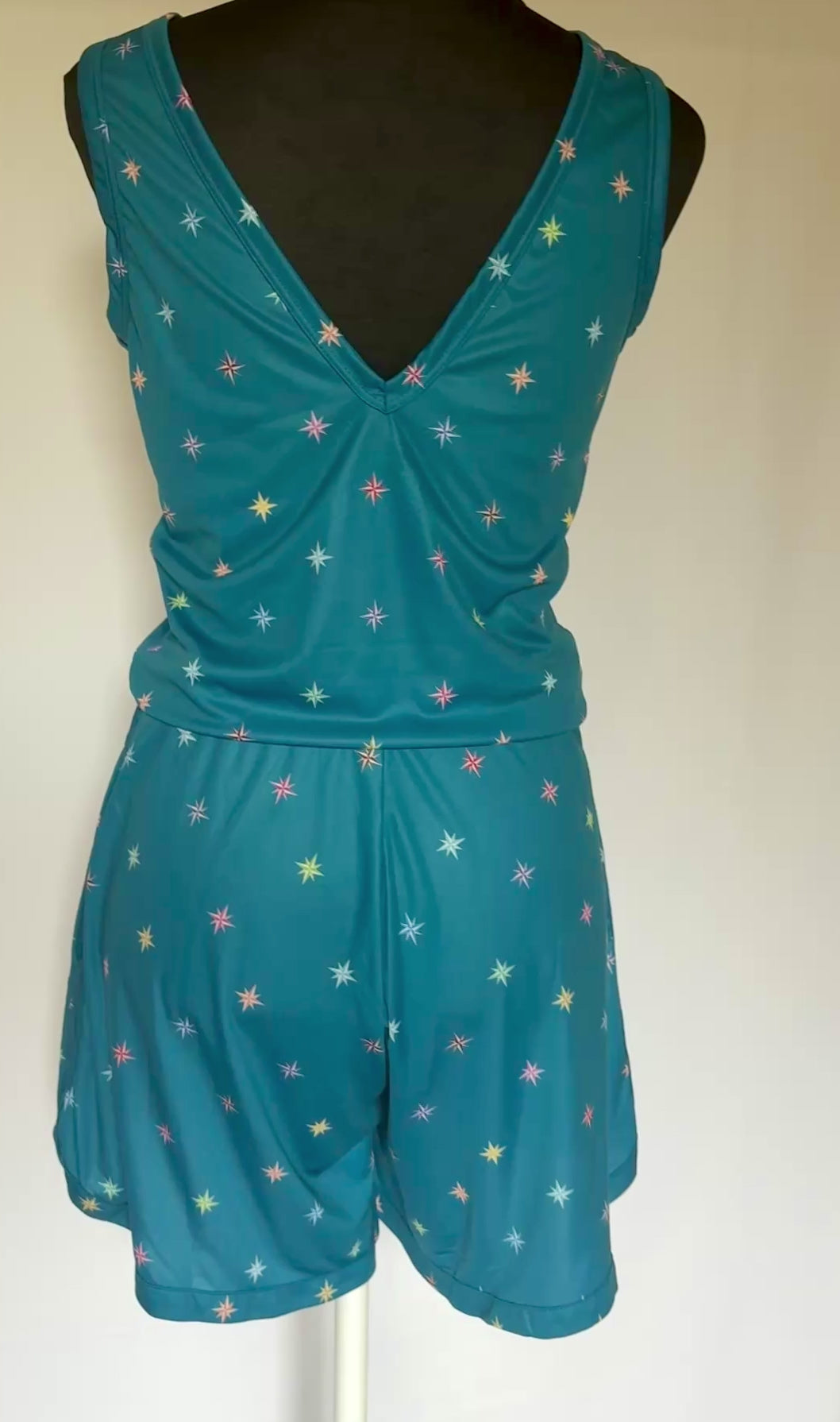 Combishort Capri Plongeant Bleu Gentiane, vidéo vue dos